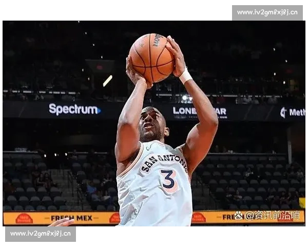 艾顿开拓者生涯:场均 15+10 高效两双却遭买断,内线支柱为何成重建牺牲品?